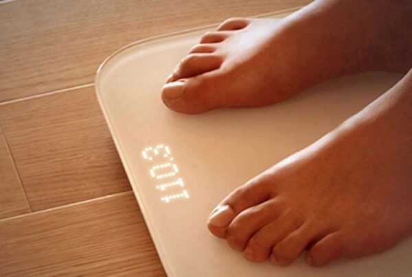 ترازوی هوشمند شیائومی مدل Mi Body Scale 2 – XMTZC04HM - تصویر 5
